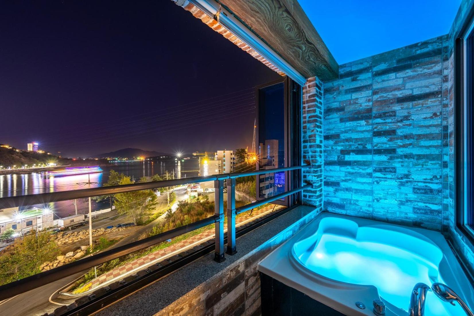 Yeosu View Foret Pension Ngoại thất bức ảnh