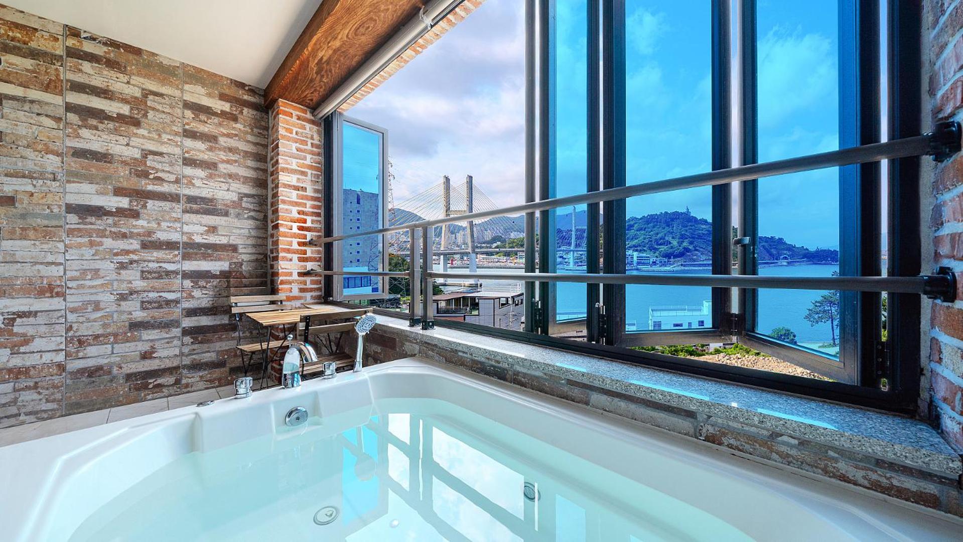 Yeosu View Foret Pension Ngoại thất bức ảnh